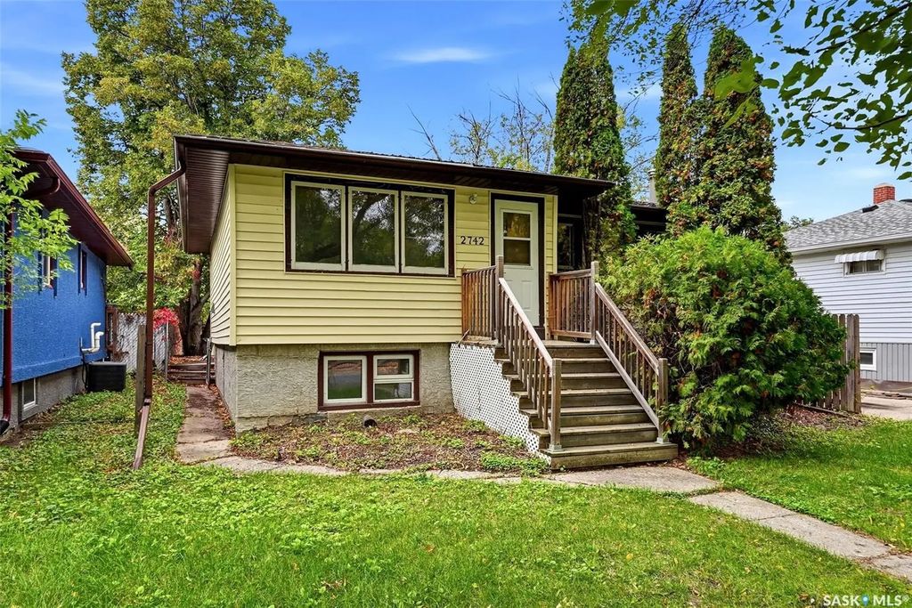 2742 Mcara Street, Regina
