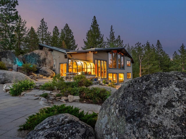 1082 Mountain Canary Drive, South Lake Tahoe