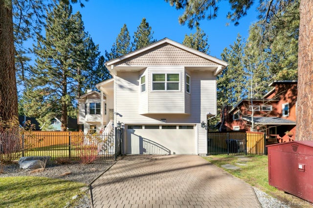 926 Tanglewood Drive, South Lake Tahoe