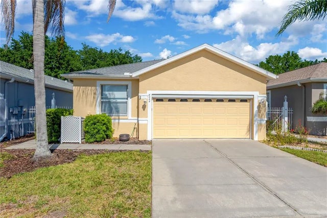 8049 Sanguinelli Road, LAND O LAKES