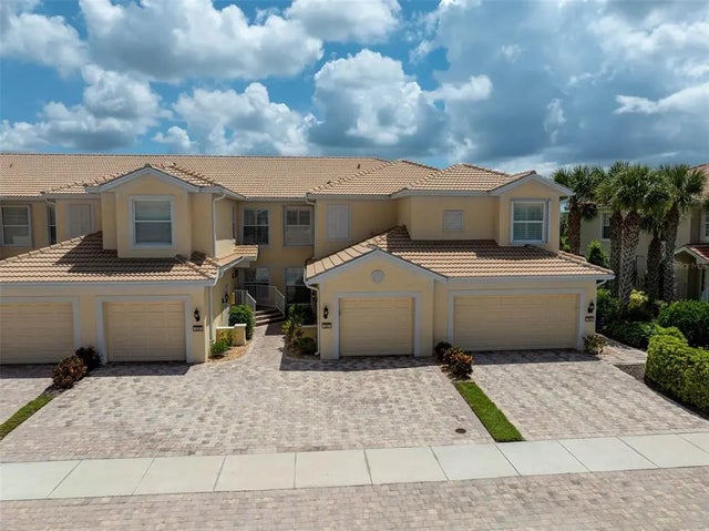 1257 Burgos Drive 302, SARASOTA