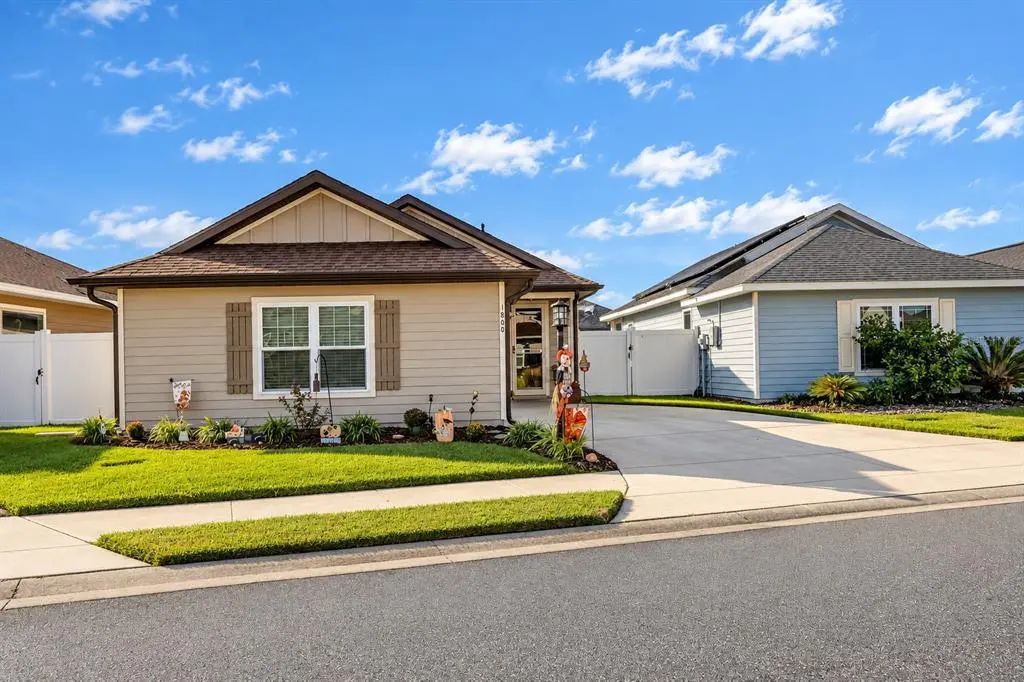 1800 Sw 246th Drive, NEWBERRY
