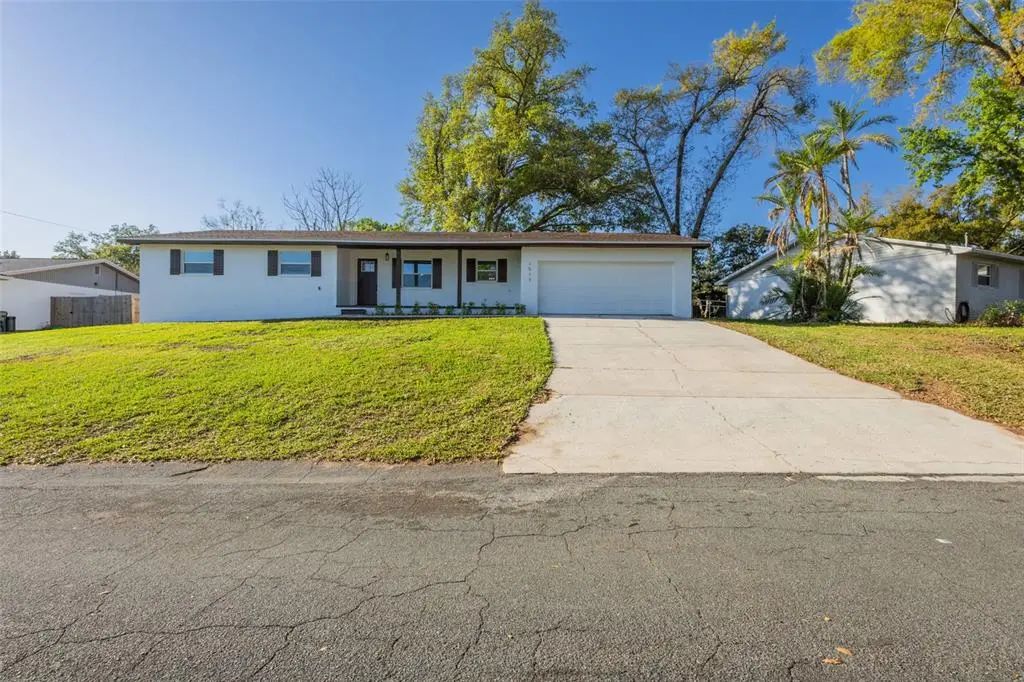 1517 Hallam Court N, LAKELAND