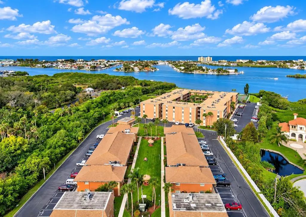 12760 Indian Rocks Road 605, LARGO