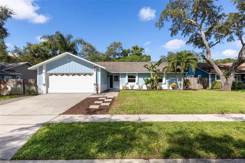 724 Glengary Ln, PALM HARBOR