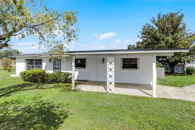 815 Papaya Drive, TAMPA