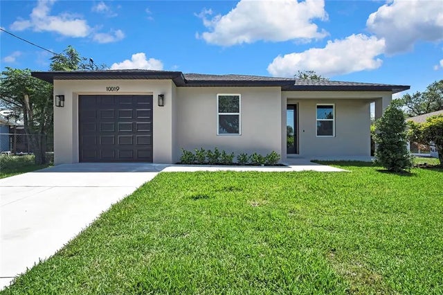 10019 N Hyaleah, TAMPA