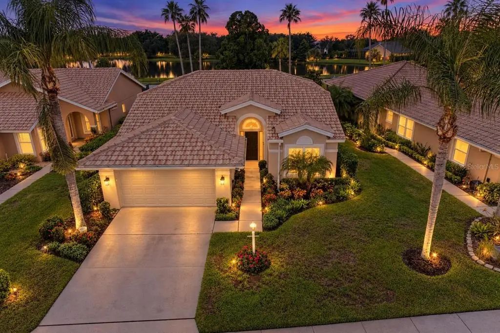 6635 Oakbrooke Circle, BRADENTON