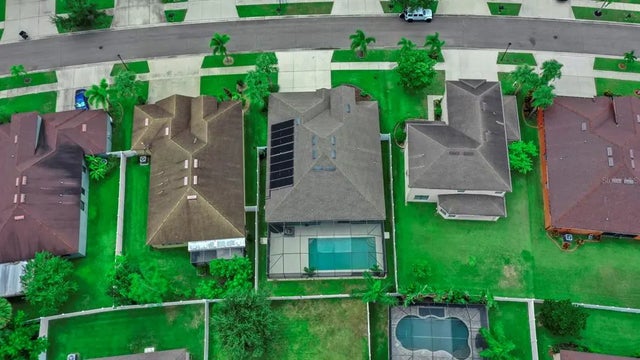 8445 White Poplar Drive, RIVERVIEW