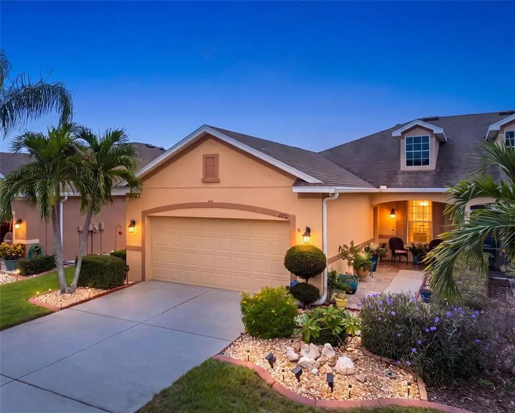 2232 Parrot Fish Drive 2232, HOLIDAY