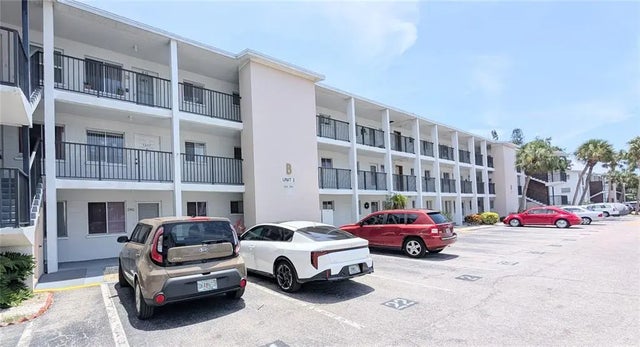 5857 Palm Lane B22, BRADENTON