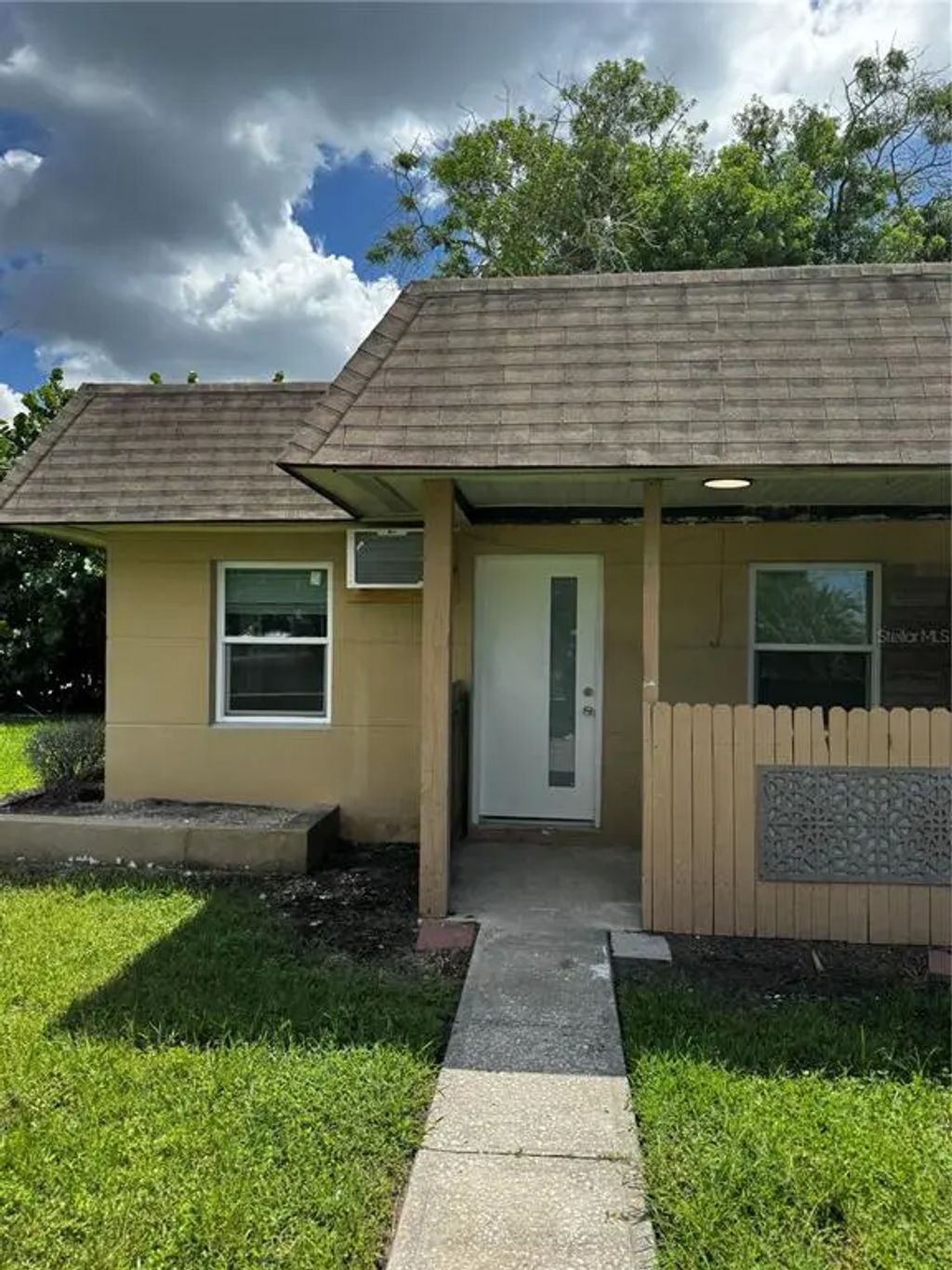 56 B Street 1, MADEIRA BEACH