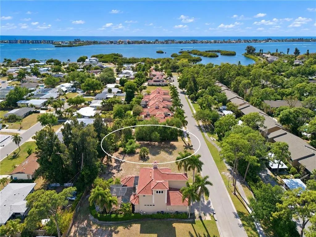 1740 Assisi Drive, SARASOTA