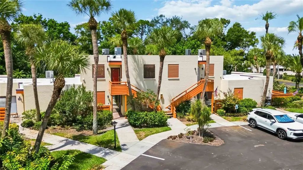 218 Pineneedle Drive 218, BRADENTON