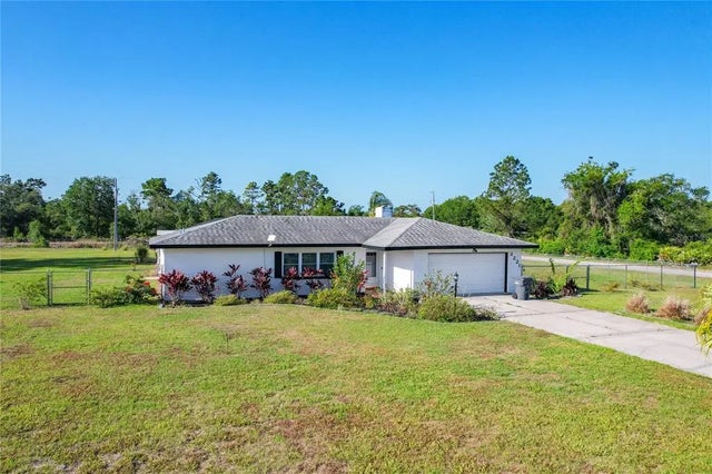 3221 Granada Drive, INDIAN LAKE ESTATES
