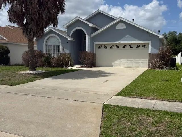 Photo of Listing #O6395293