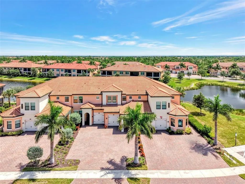 10212 Staggerbush Drive 202, VENICE