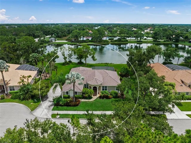 8305 Flagstaff Way, SARASOTA