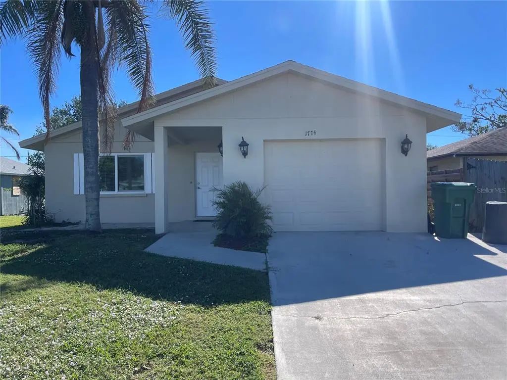 1774 Mova Street, SARASOTA