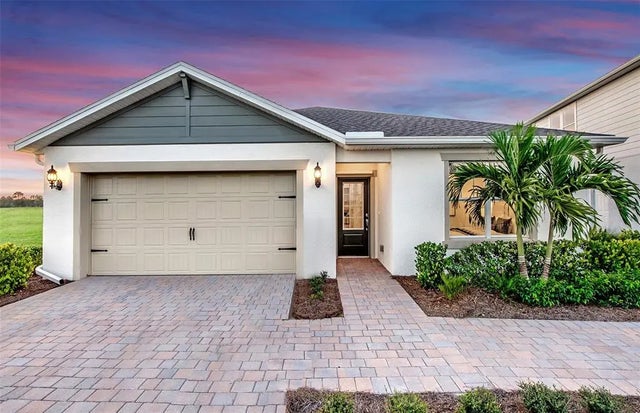 10822 Sun Drop Street, VENICE