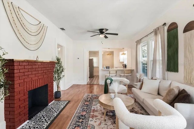 1131 10th Avenue S, ST PETERSBURG