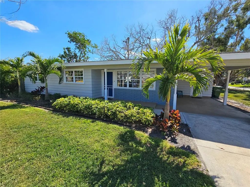 3000 Browning Street, SARASOTA