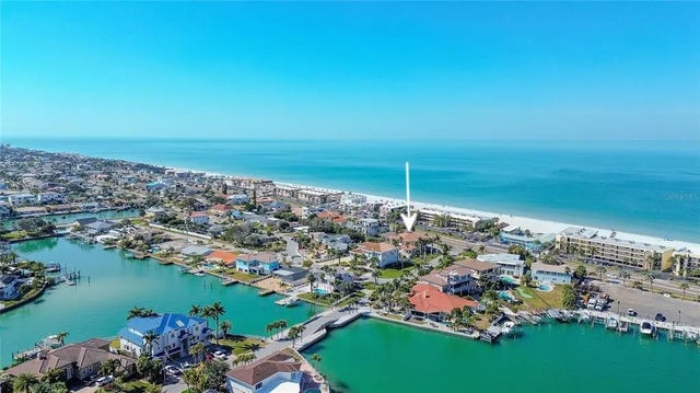 3341 Gulf Boulevard, BELLEAIR BEACH