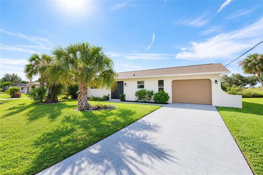 18565 Robinson Avenue, PORT CHARLOTTE