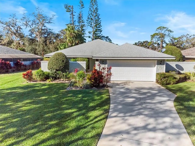 38 Grenewood Lane, HAINES CITY