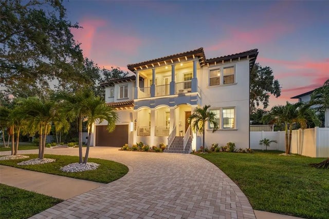 439 Bayview Drive Ne, ST PETERSBURG