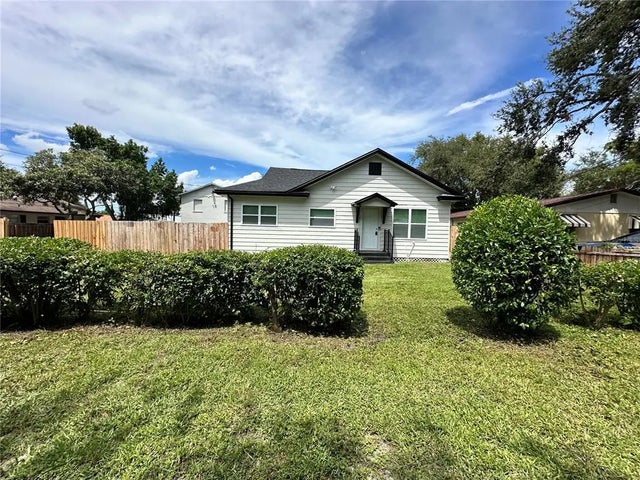1006 15th Avenue Nw, LARGO