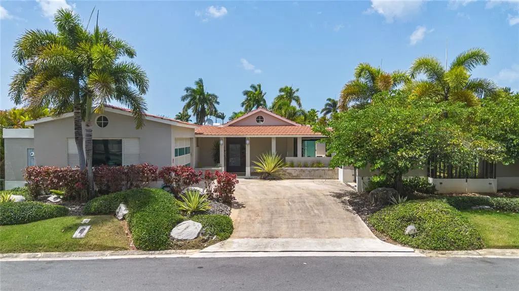 331 Camino Del Eucalipto, DORADO