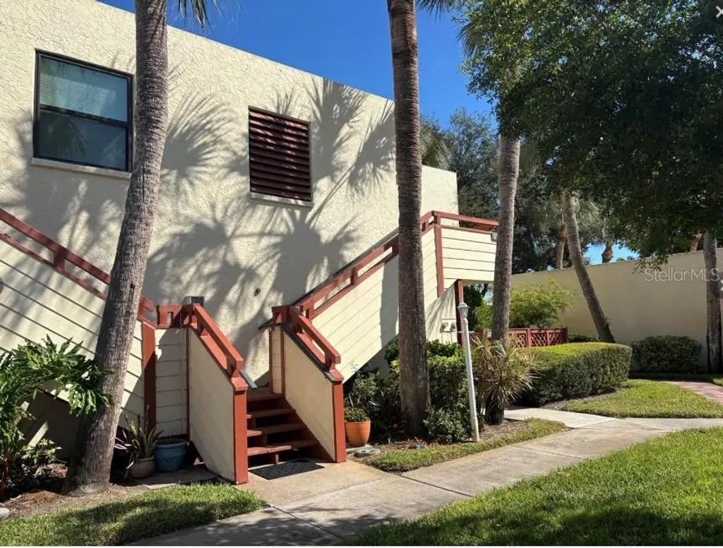 523 Spring Lakes Boulevard 523, BRADENTON