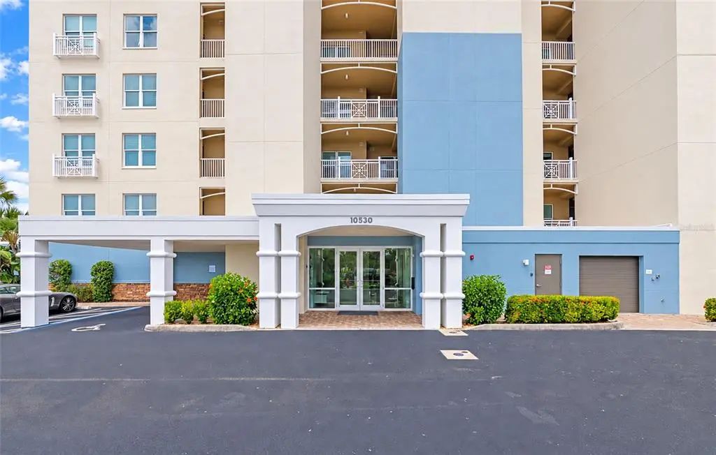 10530 Boardwalk Loop 202, BRADENTON