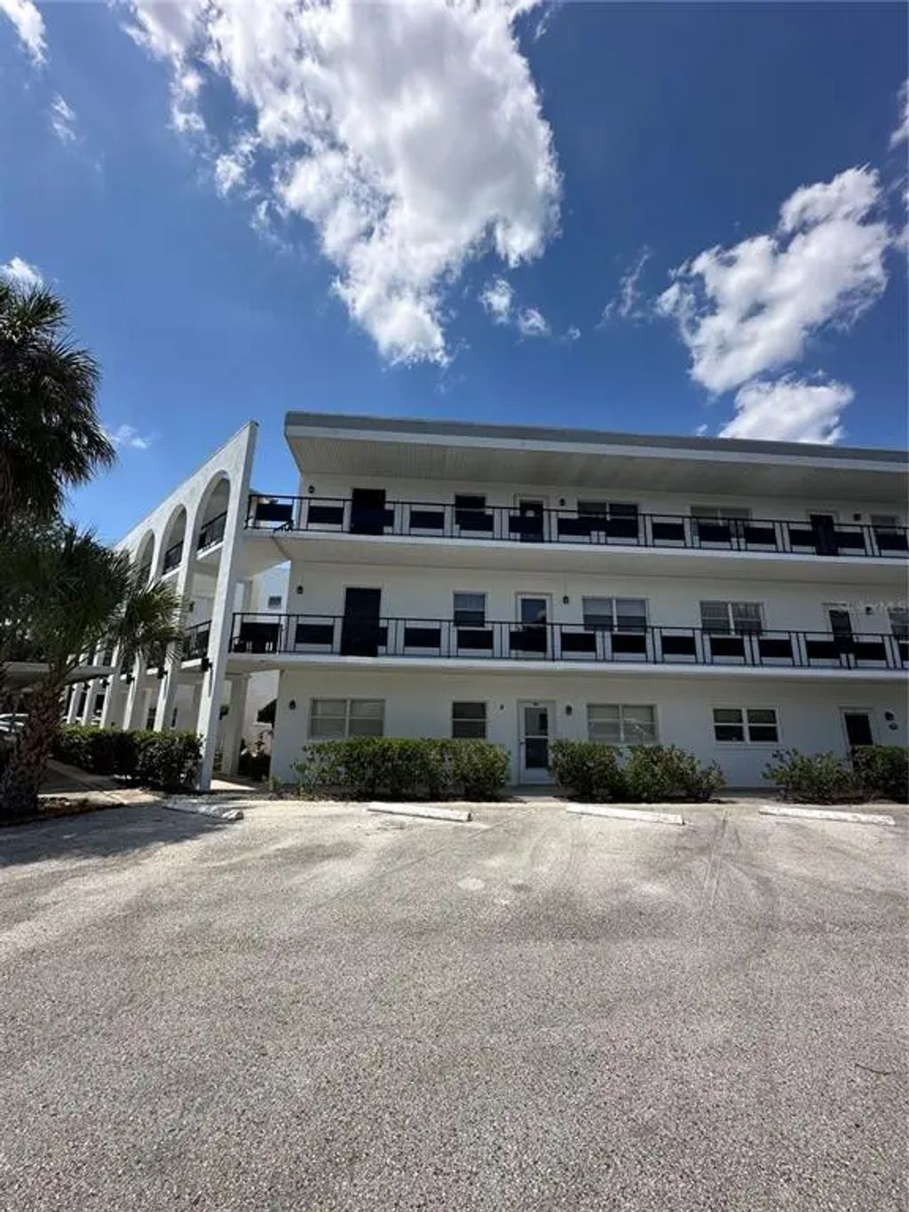 100 El Camino Drive 309, WINTER HAVEN