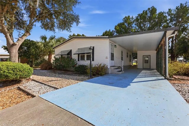 221 Covent Garden Avenue, DAVENPORT