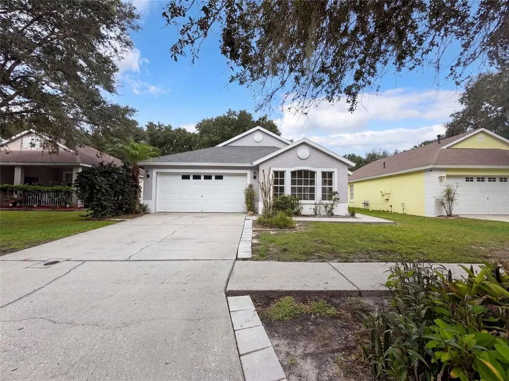 16005 Stags Leap Drive, LUTZ