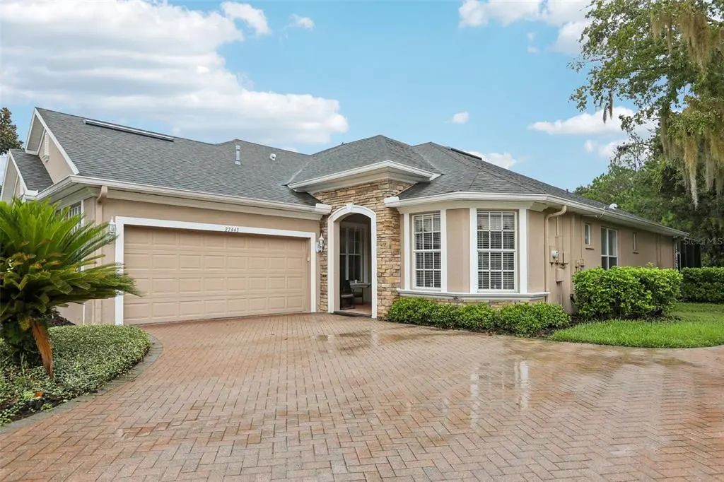 27443 Mistflower Drive, WESLEY CHAPEL