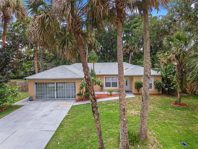 2509 Kumquat Drive, EDGEWATER