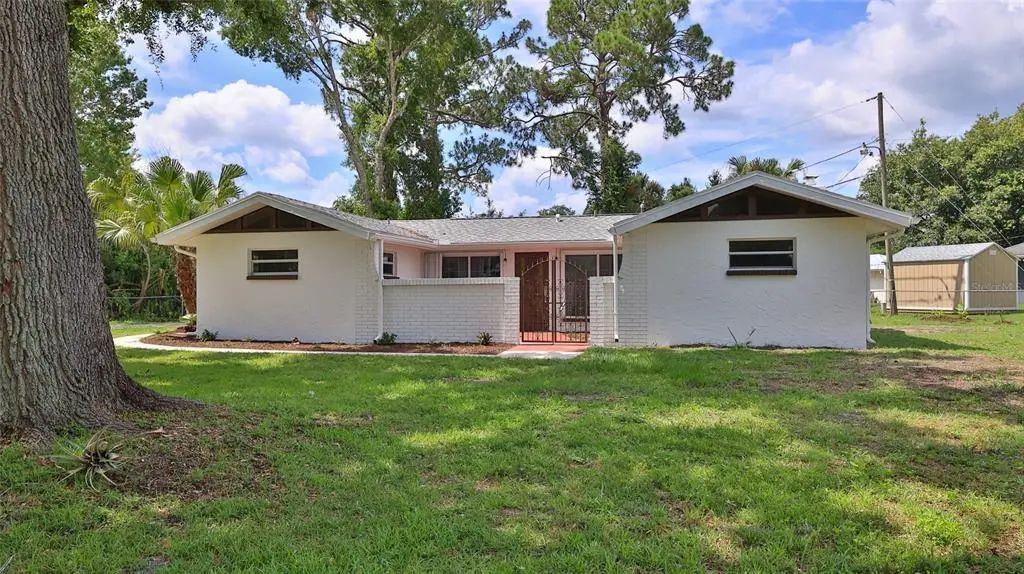 2212 Woodland Drive, EDGEWATER