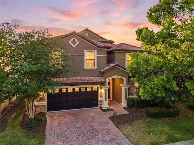 1414 Thunderbird Road, DAVENPORT