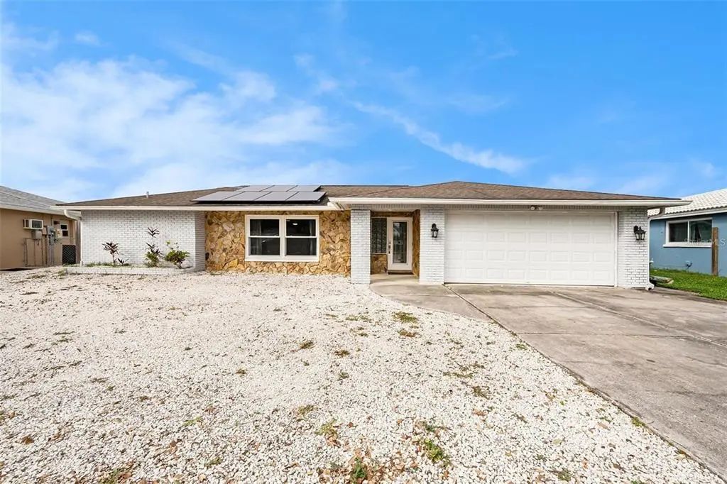 1117 Rushmore Drive, HOLIDAY