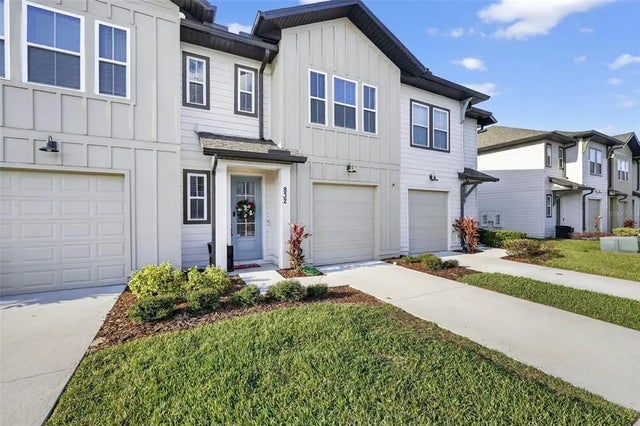 832 Longboat Drive, DAVENPORT