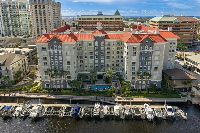 700 S Harbour Island Boulevard 242, TAMPA