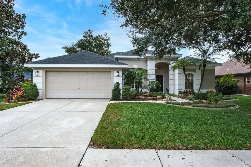 527 Bridle Path Way, TARPON SPRINGS