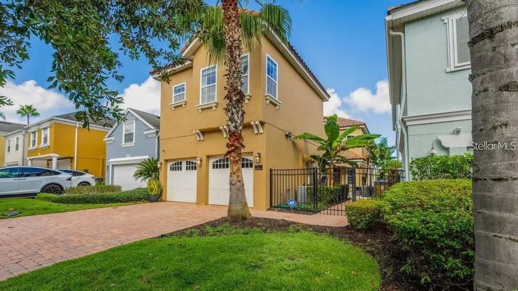 7411 Excitement Dr, REUNION