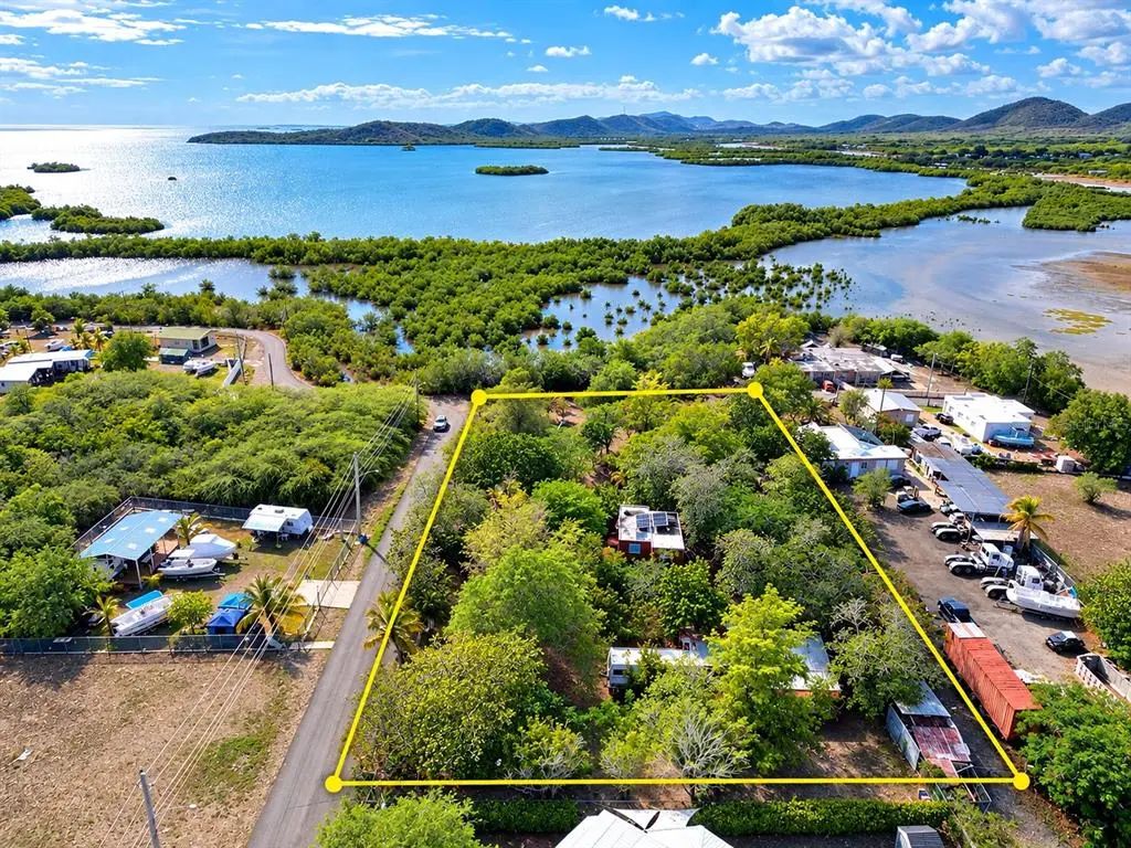 Carr 324 Km 7.1 Bo Salinas Fortuna, LAJAS