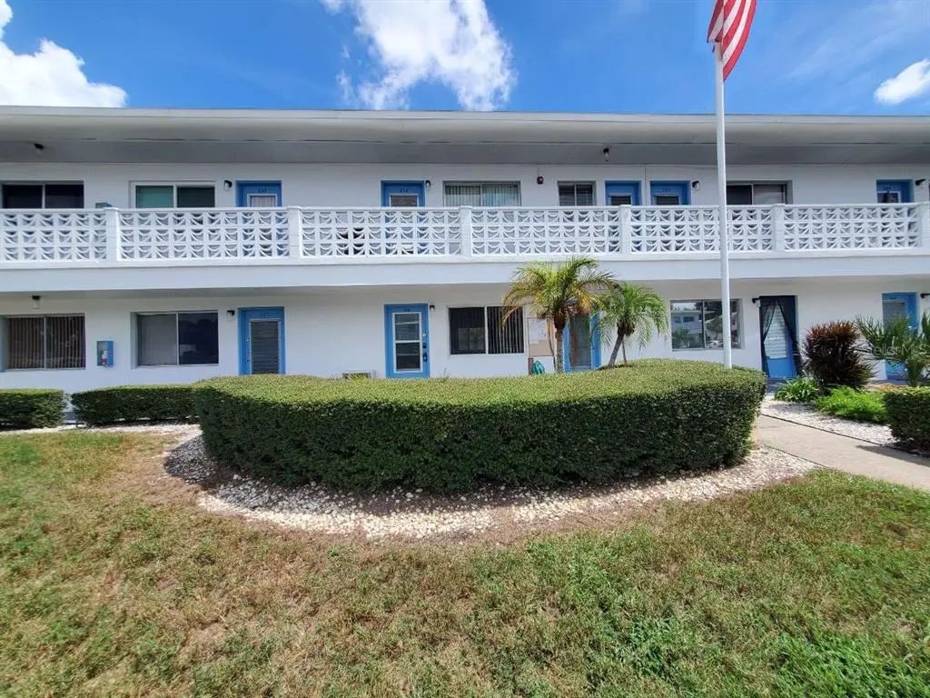8555 112th Street 106, SEMINOLE