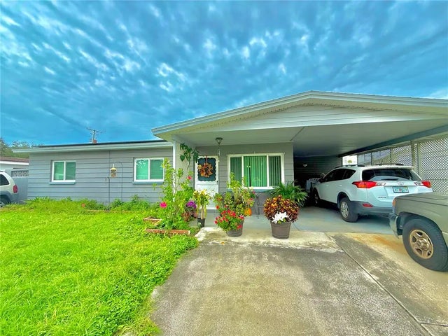 8009 Cornwall Lane, TAMPA