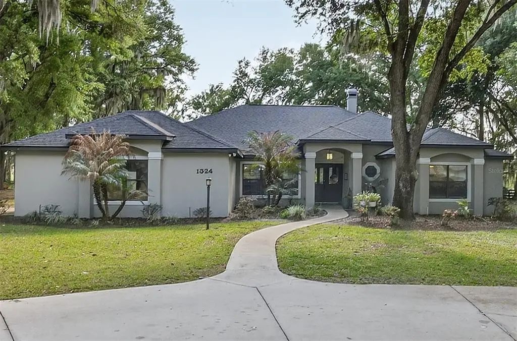 1324 Otters View Court, FRUITLAND PARK